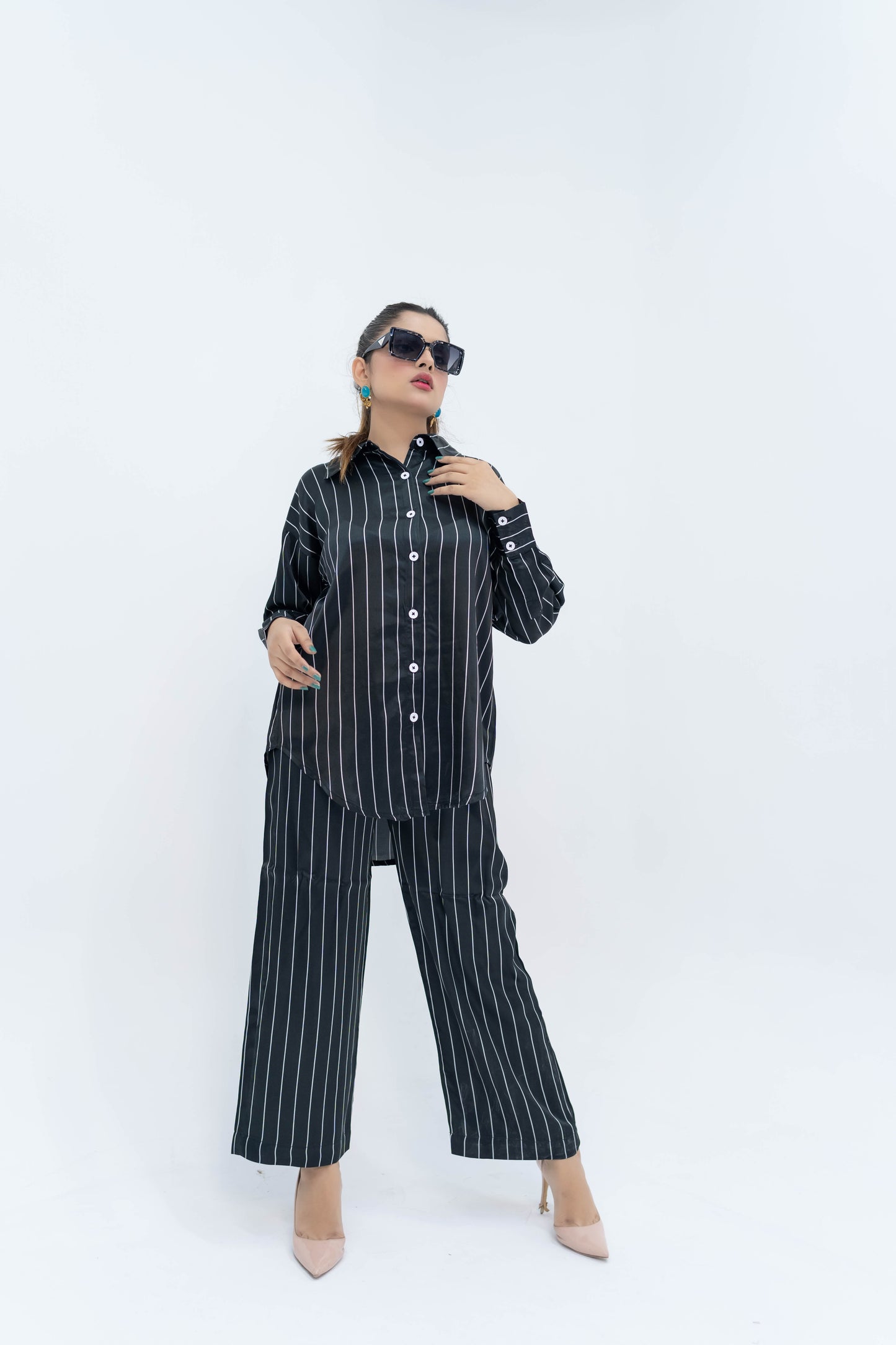 White Lining- Black Silk Co-ord