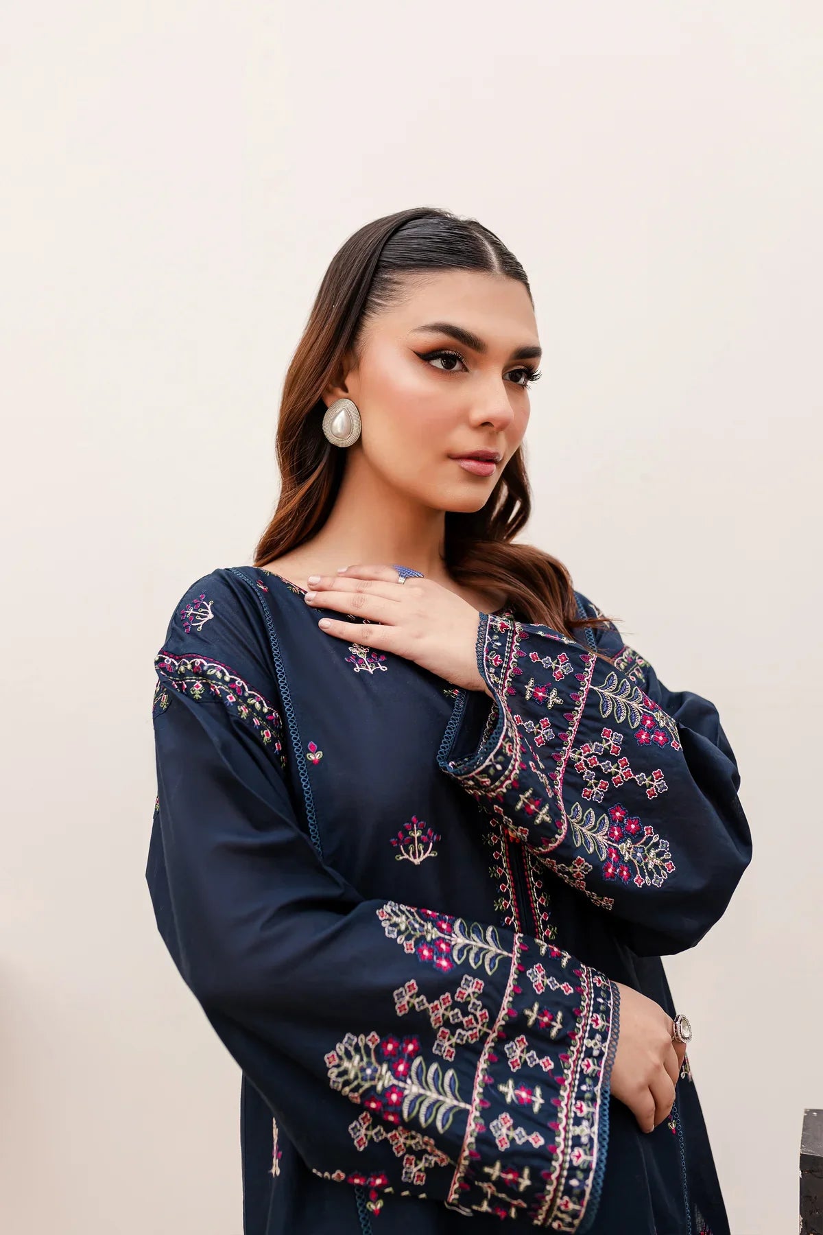 Best-Seller ZINCO FULLY EMBROIDERED STITCHED DRESS