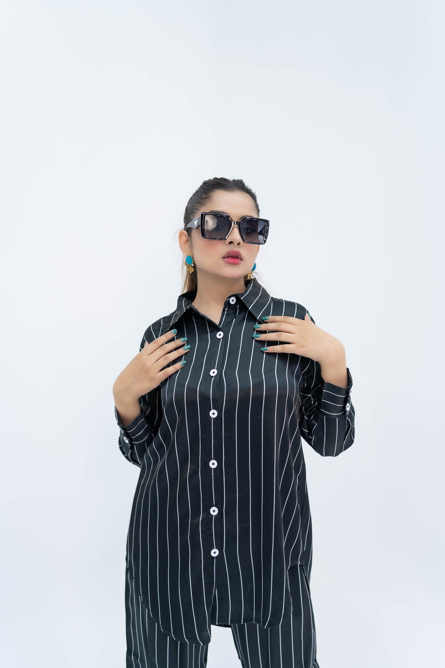 White Lining- Black Silk Co-ord