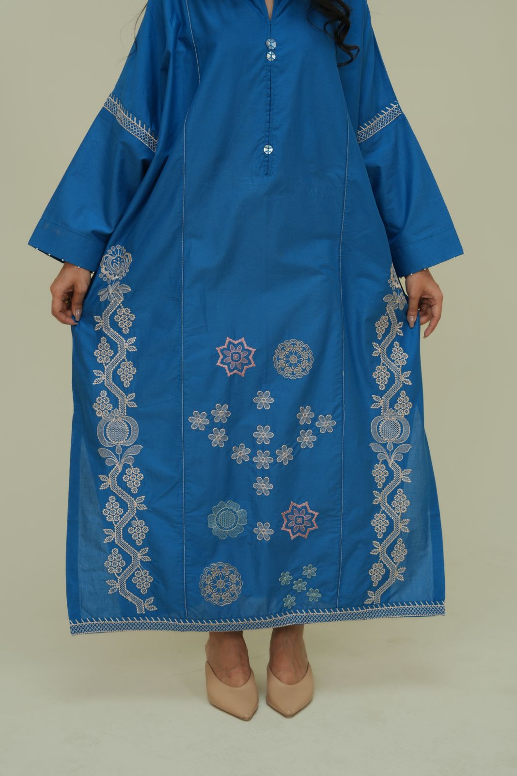 Embroidered Kaftan D08