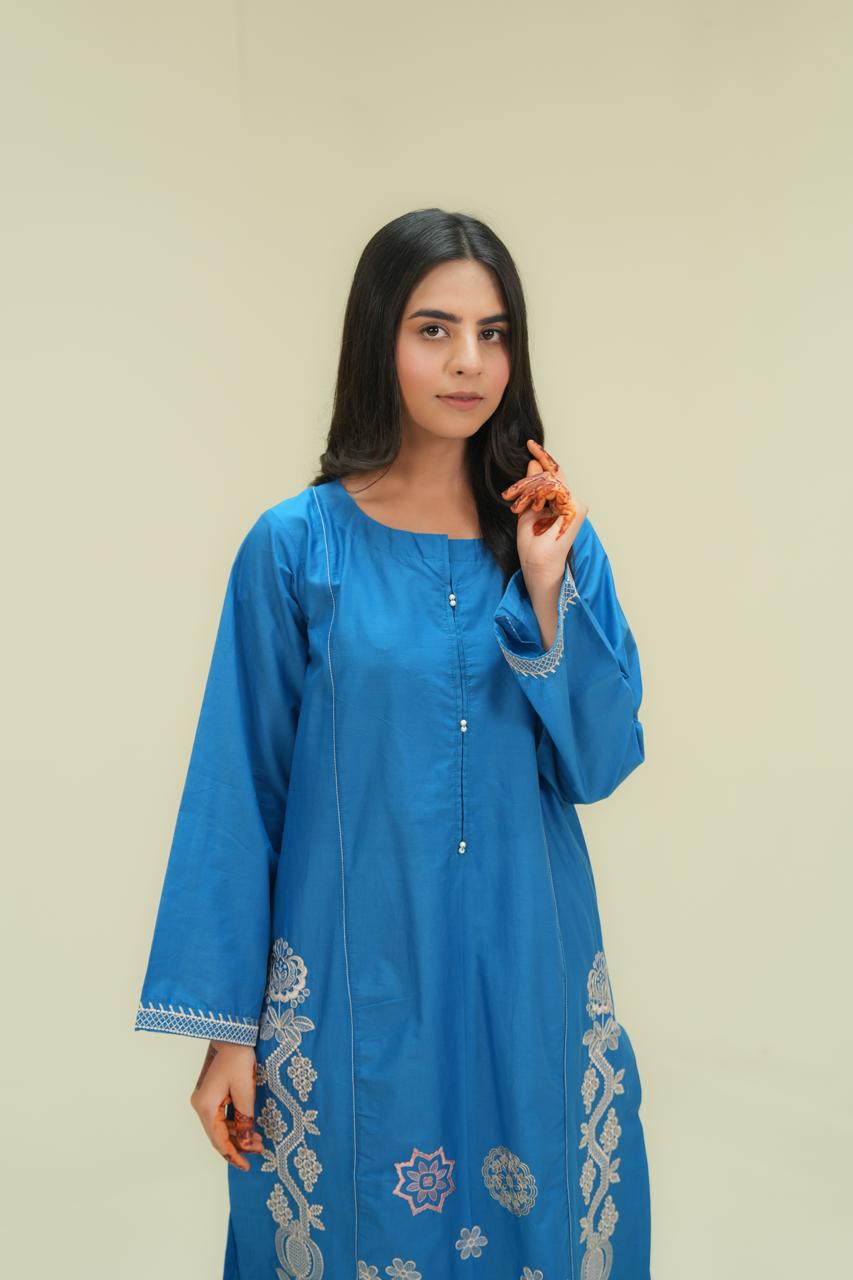 MARIUM EMBROIDERED 2PC
