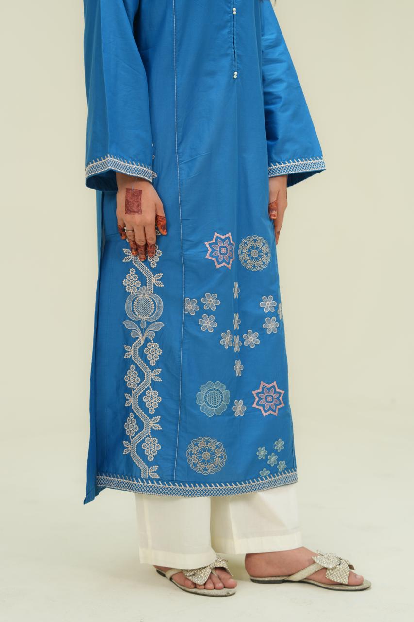 MARIUM EMBROIDERED 2PC